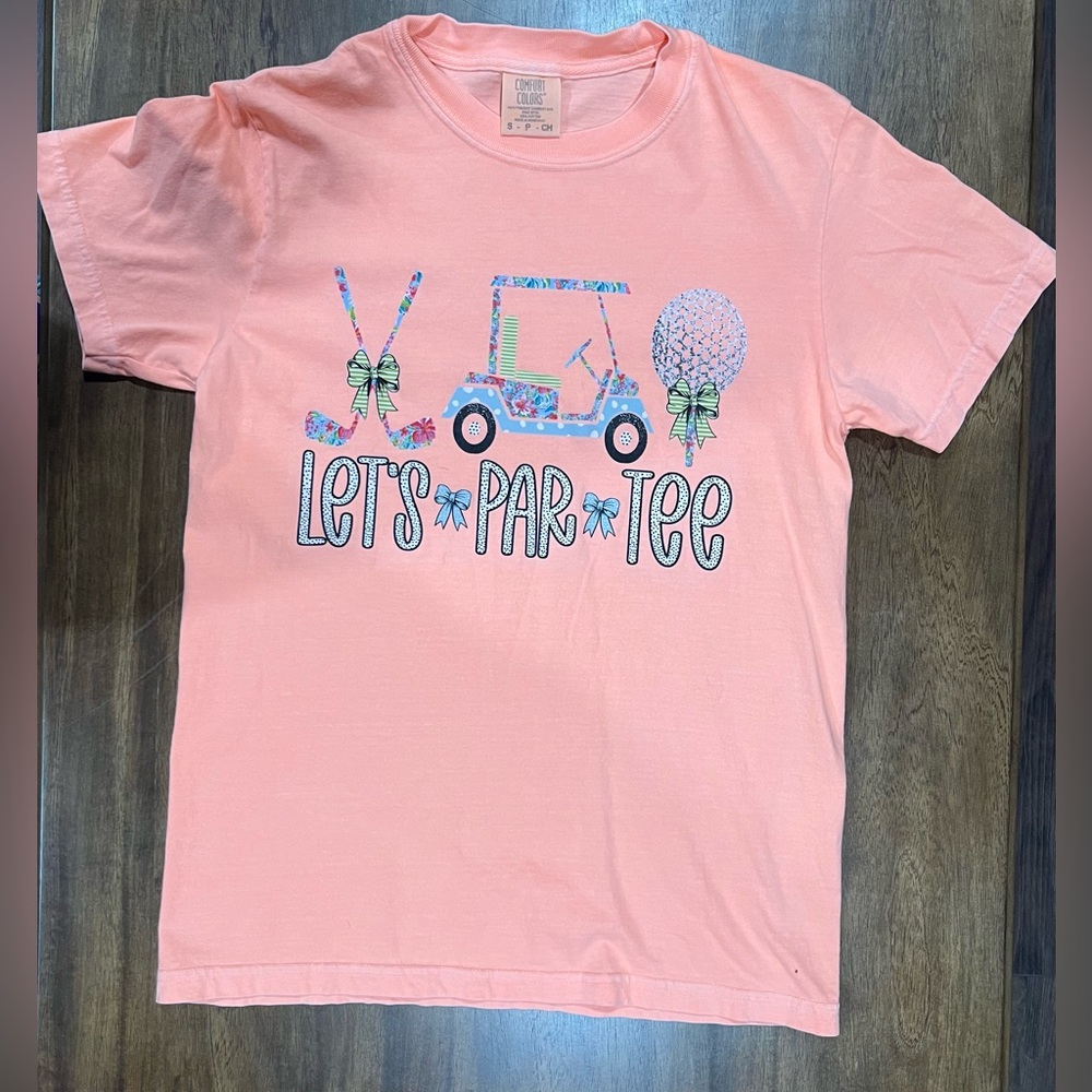 🎈Golf season! Comfort Colors Coral “Let's Par Tee”  Ladies Tee